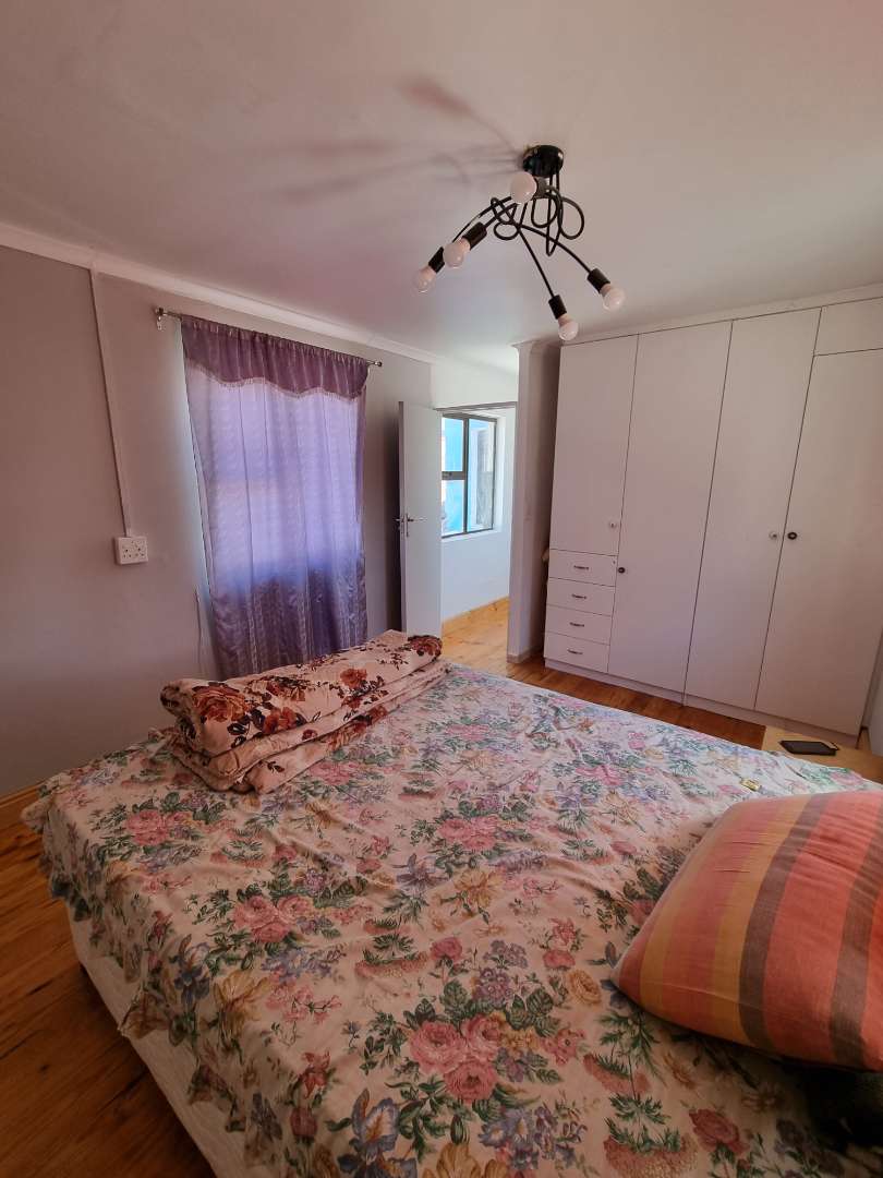 4 Bedroom Property for Sale in Zonnebloem Western Cape